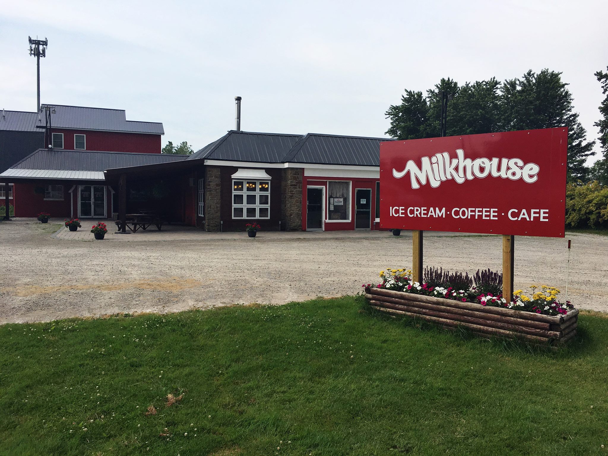 Milkhouse Cafe